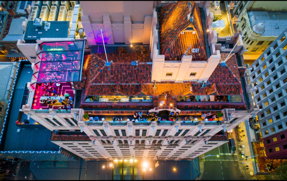 HENNESSY Bar Aerial